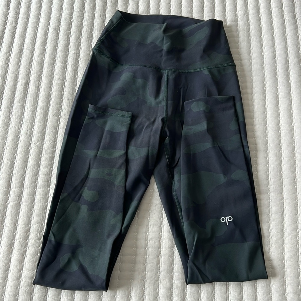 Alo Yoga High-waist Vapor Legging - Hunter Camouflage, Size Small